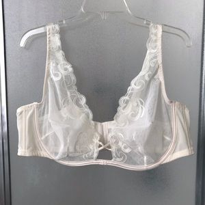Cacique - 46C - Lace Plunge Bra